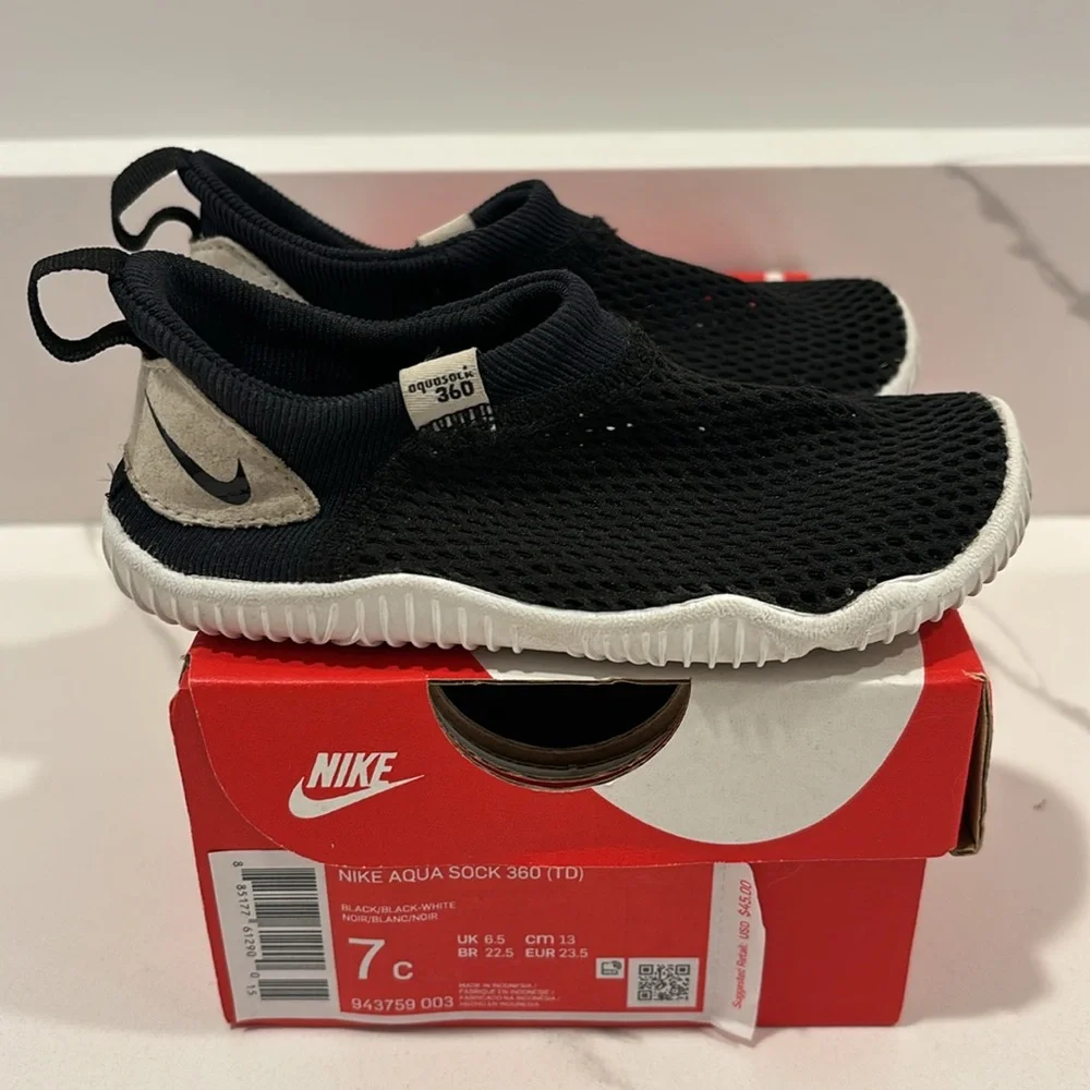 Nike Kids Black and White Aqua Sock 360 Slip-On Shoes